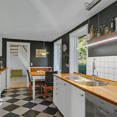 5 Bedroom Awesome In