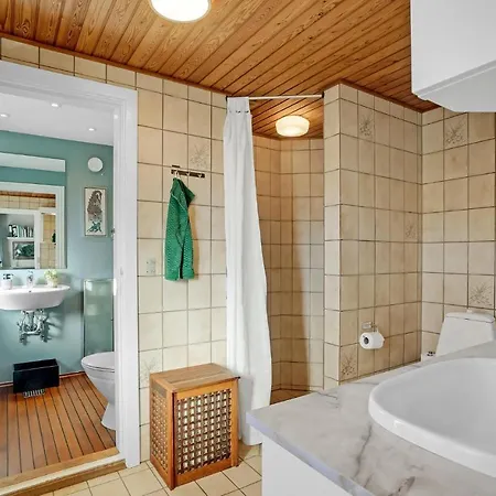 5 Bedroom Awesome In Erslev