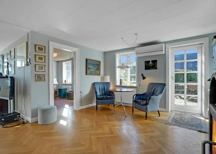 5 Bedroom Awesome In * Erslev